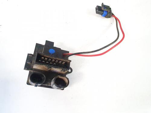 Used Heater resistor Heater resistor RENAULT CLIO II Hatchback Van (SB0/1/2_) 1.2 (SB0A, SB0F, SB10) (60 hp) 35391175 35391175
