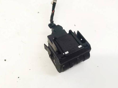 switch-skoda-roomster-5j7-2006-2007-2008-2009-2010-2011-2012-2013-2014-2015-35046061 main image