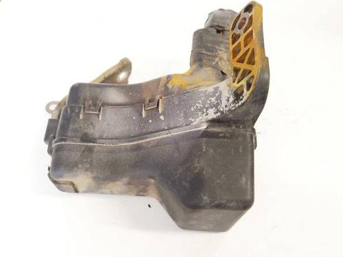 Used Fuse box Fuse box TOYOTA COROLLA Verso (_E12_) 2.0 D-4D (CDE120_, CDE120R) (90 hp) 33490023 33490023