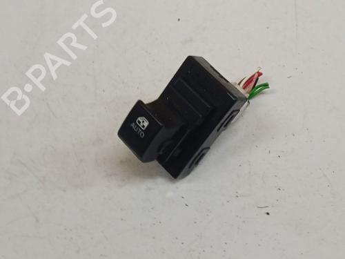 Used Switch Switch KIA CEE'D Hatchback (ED) 2.0 CRDi 140 (140 hp) 39757912 39757912