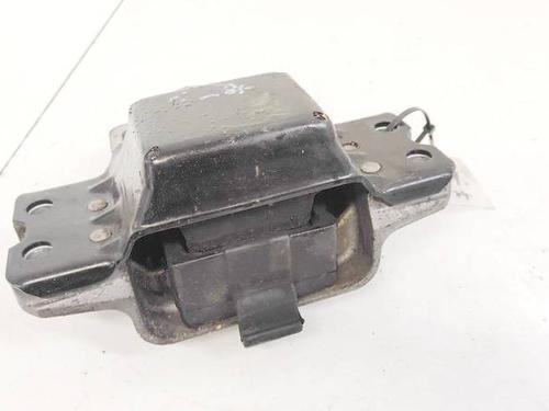 Used Engine mount Engine mount VW PASSAT B6 (3C2) 2.0 TDI (140 hp) 32929387 32929387