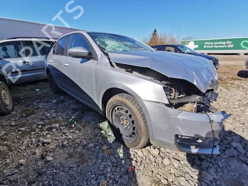 Pièces Détachées Usagées SKODA OCTAVIA III (5E3, NL3, NR3)  1.6 TDI  4633452