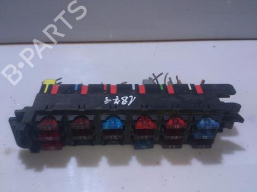 Used Fuse box Fuse box MERCEDES-BENZ C-CLASS (W202) C 250 D (202.125) (113 hp) 33503117 33503117