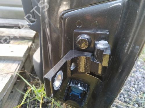 Used Hinge/Door check strap Hinge/Door check strap FIAT BRAVO II (198_) 1.9 D Multijet (198AXC1B) (150 hp) 32884725 32884725