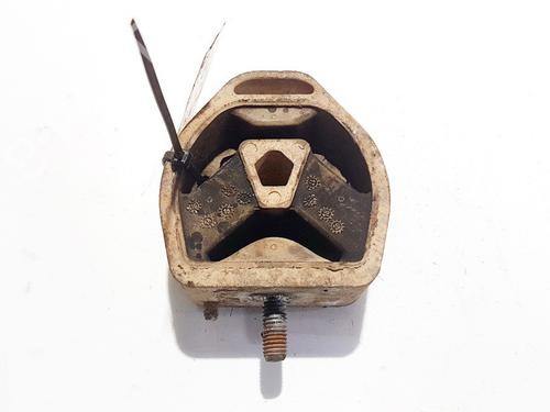 Used Engine mount Engine mount VW PASSAT B5 Variant (3B5) 1.9 TDI (90 hp) 32894093 32894093