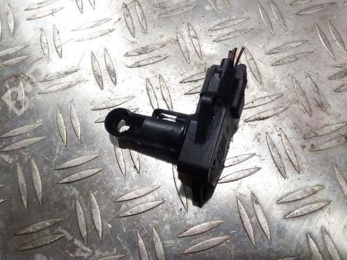 mass-air-flow-sensor-toyota-yaris-_p1_-1999-2000-2001-2002-2003-2004-2005-35655731 main image