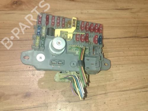 Used Fuse box Fuse box ROVER 200 II Hatchback (RF) 214 Si (103 hp) 33530677 33530677