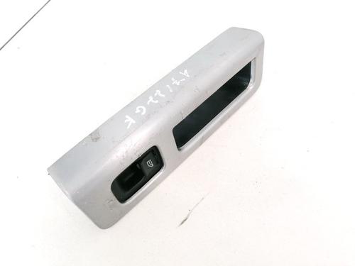 switch-volvo-v50-545-2003-2004-2005-2006-2007-2008-2009-2010-2011-2012-32881789 main image