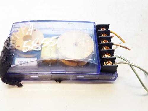 Used Electronic module Electronic module CITROËN BERLINGO / BERLINGO FIRST MPV (MF_, GJK_, GFK_) 1.4 i (MFKFX, MFKFW, GJKFWB, GJKFWC, GFKFWC) (75 hp) 33105211 33105211