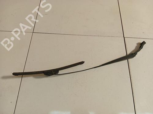 Used Front windshield wiper arm Front windshield wiper arm HONDA JAZZ II (GD_, GE3, GE2) 1.4 iDSI (GE3, GD1) (83 hp) 32551786 32551786
