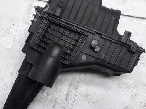 Used Air filter box Air filter box CITROËN C5 I (DC_) 2.2 HDi (DC4HXB, DC4HXE) (133 hp) 35850200 35850200