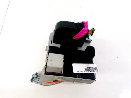 fuse-box-opel-meriva-a-mpv-x03-2003-2004-2005-2006-2007-2008-2009-2010-32924824 main image