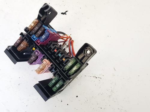 Used Fuse box Fuse box MERCEDES-BENZ CLS (C219) CLS 320 CDI (219.322) (224 hp) 32883038 32883038