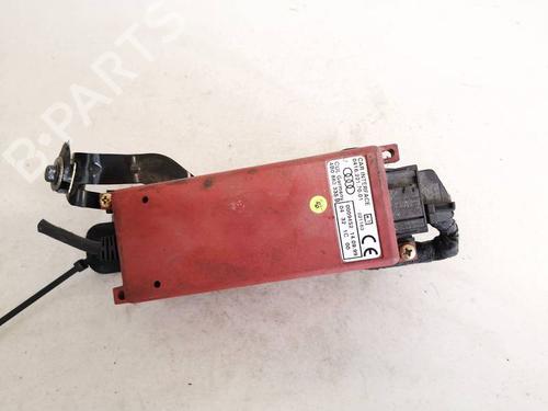 Used Electronic module Electronic module AUDI A6 C5 (4B2, 4B4) 2.5 TDI quattro (150 hp) 32940157 32940157
