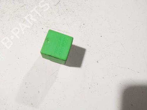 Andre Andre FIAT ULYSSE (220_) 2.0 (220.AC5) (121 hp) 32566939 32566939