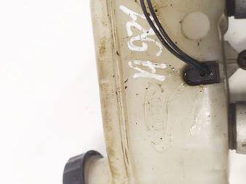 Used Brake fluid reservoir Brake fluid reservoir 35153194 35153194
