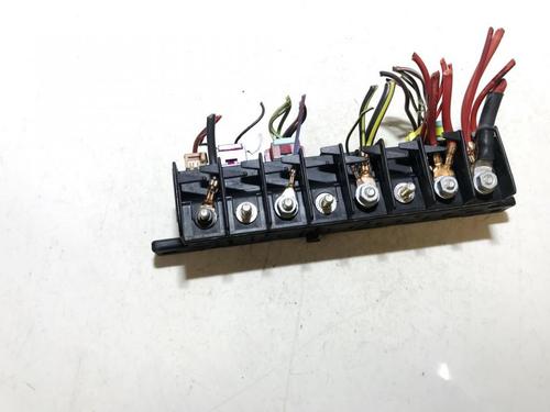 Used Fuse box Fuse box AUDI A4 B5 (8D2) 1.9 TDI (110 hp) 33515838 33515838
