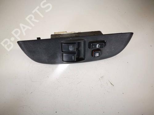 Used Switch Switch TOYOTA YARIS VERSO (_P2_) 1.4 D-4D (NLP20_, NLP22_) (75 hp) 32559397 32559397