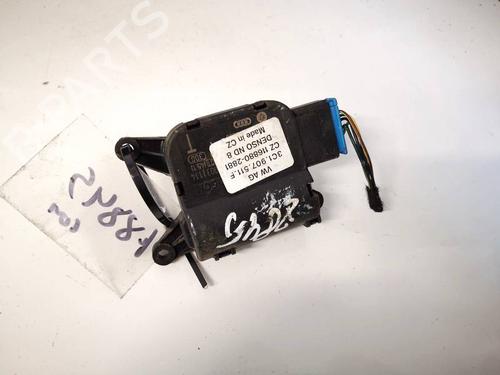 Used Electronic module VW GOLF VI (5K1) 1.4 TSI (122 hp) 32938885