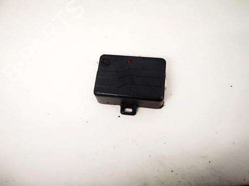 Used Electronic module Electronic module TOYOTA COROLLA Verso (_E12_) 2.0 D-4D (CDE120_, CDE120R) (90 hp) 33097446 33097446