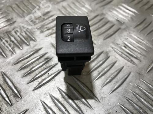 switch-toyota-auris-_e15_-2006-2007-2008-2009-2010-2011-2012-2013-35686160 main image