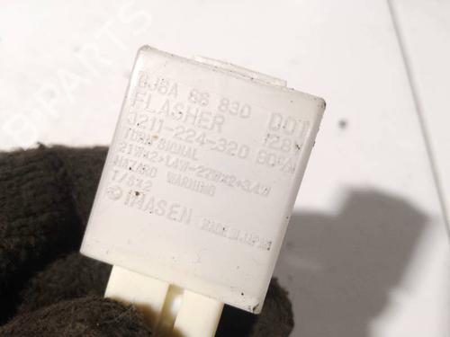 Fuse box MAZDA 2 (DY) 1.4 | BP32566936E1  - Image 6