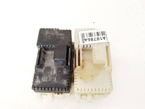 Used Fuse box FORD S-MAX (WA6) 2.0 TDCi (140 hp) 32554598