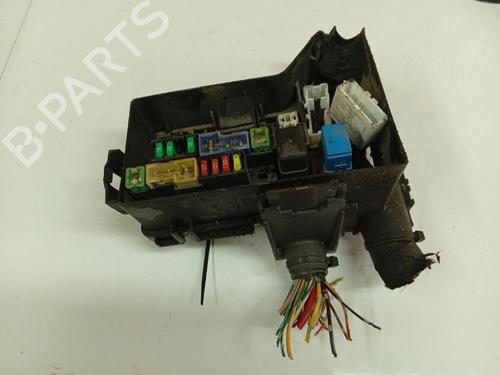 Used Fuse box Fuse box 37864781 37864781