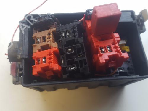 Used Fuse box Fuse box FIAT MULTIPLA (186_) 1.6 (186AXC1A, 186BMC1A, 186BXC1A) (103 hp) 33512262 33512262