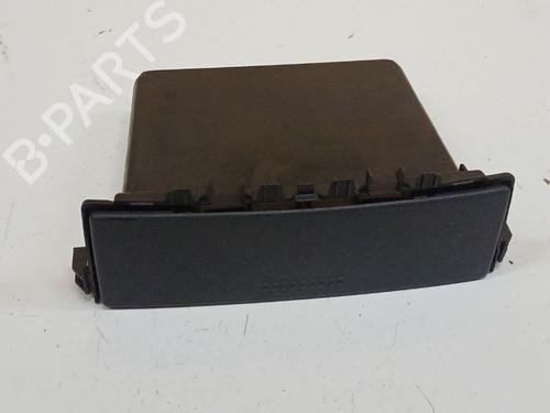 Used Glove box Glove box 37864481 37864481