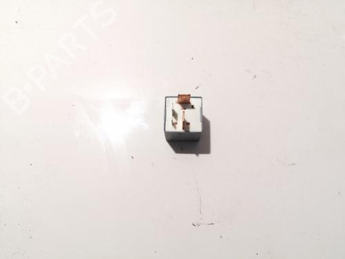 Used Electronic sensor Electronic sensor VW GOLF IV (1J1) 1.9 SDI (68 hp) 33108917 33108917