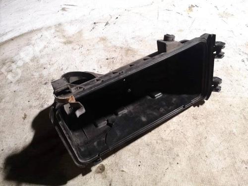 Used Air filter box Air filter box TOYOTA YARIS (_P9_) 1.4 D-4D (NLP90_, NLP90R) (90 hp) 35252451 35252451