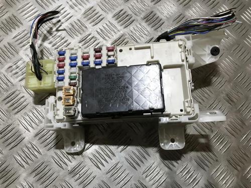 Used Fuse box Fuse box TOYOTA COROLLA Saloon (_E12_) 1.6 VVT-i (ZZE121_, ZZE121R) (110 hp) 33498074 33498074
