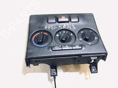 Used Climate control Climate control OPEL ZAFIRA A MPV (T98) 2.0 DTI 16V (F75) (101 hp) 35616563 35616563