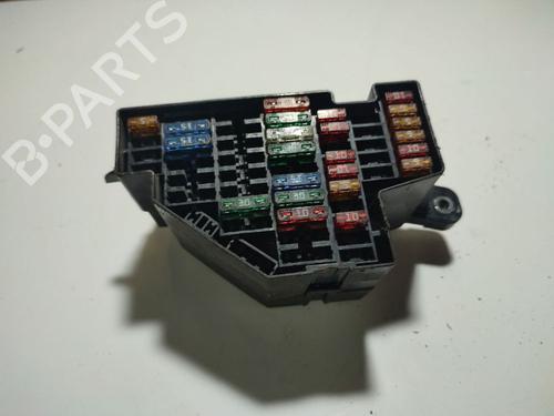 Used Fuse box Fuse box AUDI A3 (8P1) 2.0 TDI (140 hp) 32571860 32571860