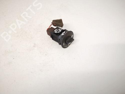 Used Switch Switch RENAULT MEGANE II (BM0/1_, CM0/1_) 1.9 dCi (BM0G, CM0G) (120 hp) 32909579 32909579