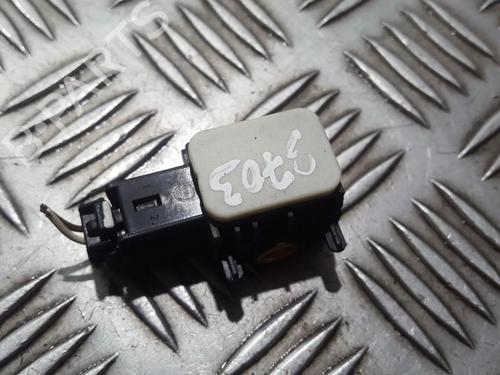 Used Electronic module Electronic module PEUGEOT 207 (WA_, WC_) 1.4 (75 hp) 33499090 33499090