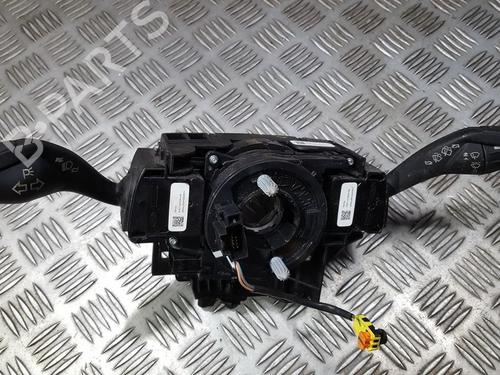 Used Warning switch Warning switch FORD FOCUS IV (HN) 1.0 EcoBoost (125 hp) 35693074 35693074
