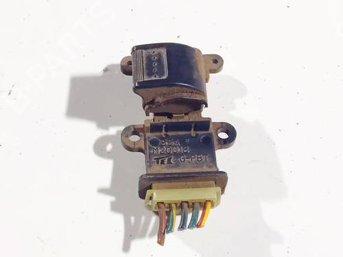 switch-honda-cr-v-ii-rd_-2001-2002-2003-2004-2005-2006-2007-32581895 main image