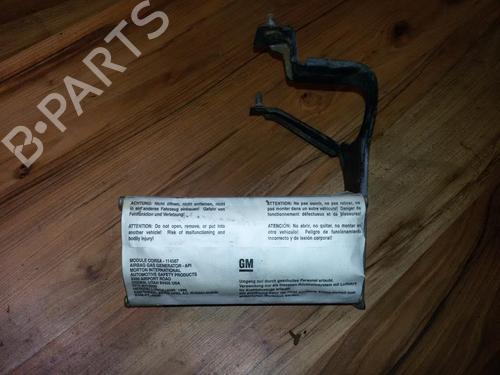Used Passenger airbag Passenger airbag OPEL CORSA B (S93) 1.2 i (F08, F68, M68) (45 hp) 33499794 33499794