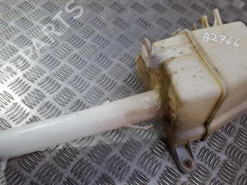 windscreen-washer-tank-hyundai-trajet-fo-1999-2000-2001-2002-2003-2004-2005-2006-2007-2008-35689946 main image
