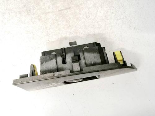 Switch LEXUS IS II (_E2_) 220d (ALE20) | BP32579841I30