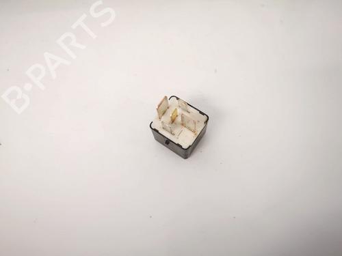 Electronic sensor TOYOTA RAV 4 II (_A2_) 2.0 D 4WD (CLA20_, CLA21_, CLA20R, CLA21R) | BP32886395M84 - Image 2