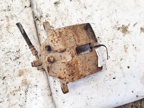 Used Left front brake caliper Left front brake caliper 35620194 35620194