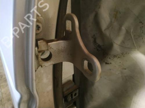 Used Hinge/Door check strap Hinge/Door check strap LAND ROVER RANGE ROVER III (L322) 3.0 D 4x4 (177 hp) 32933182 32933182