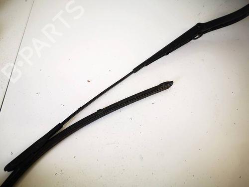 Used Front windshield wiper arm Front windshield wiper arm MERCEDES-BENZ B-CLASS Sports Tourer (W245) B 180 CDI (245.207) (109 hp) 32569365 32569365