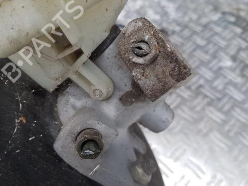 brake-master-cylinder-rover-75-rj-1999-2000-2001-2002-2003-2004-2005-35667612 main image