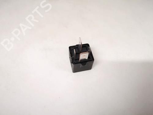 Electronic sensor VW GOLF V (1K1) 1.9 TDI | BP33083988M84 - Image 2