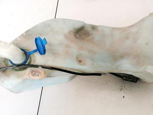 Sprinklertank Sprinklertank AUDI 80 B4 Saloon (8C2) 1.9 TDI (90 hp) 35596569 35596569