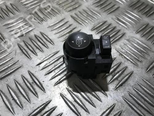 Used Mirror switch Mirror switch 35677740 35677740